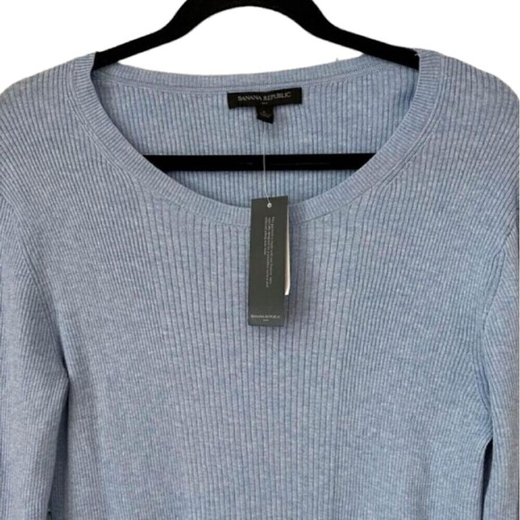 Banana Republic Women's Thin Ribbed Viscose Sweater - Picture 5 of 5